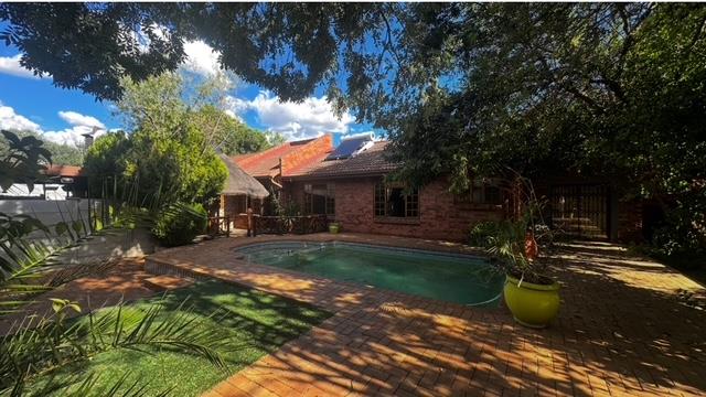 3 Bedroom Property for Sale in Langenhovenpark Free State